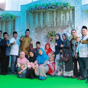 Foto: warga pemohon poto bersama dikuwade