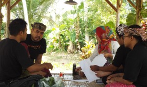 Aliansi Relawan untuk Penyelamatan Alam (ARuPA) kolaborasi bersama PD AMAN Osing bertujuan untuk identifikasi Masyarakat Adat Osing di Banyuwangi. (Foto: Istimewa).